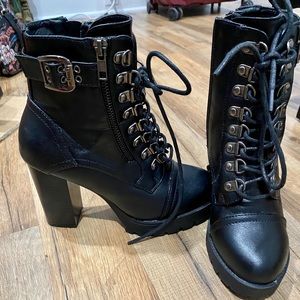 Black heeled boots
